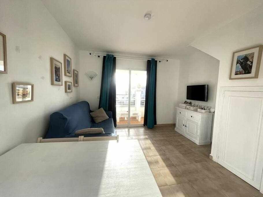 Brut Apartamento Con Piscina Cala'N Blanes  Buitenkant foto